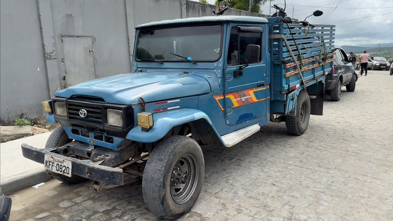 Feira De Carros Usados Em Caruaru PE | OLHA ESSA TOYOTA BANDEIRANTE