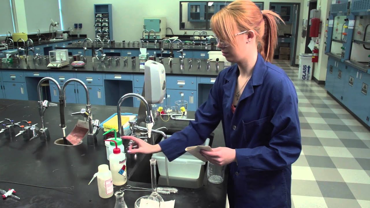 Cleaning Laboratory Glassware