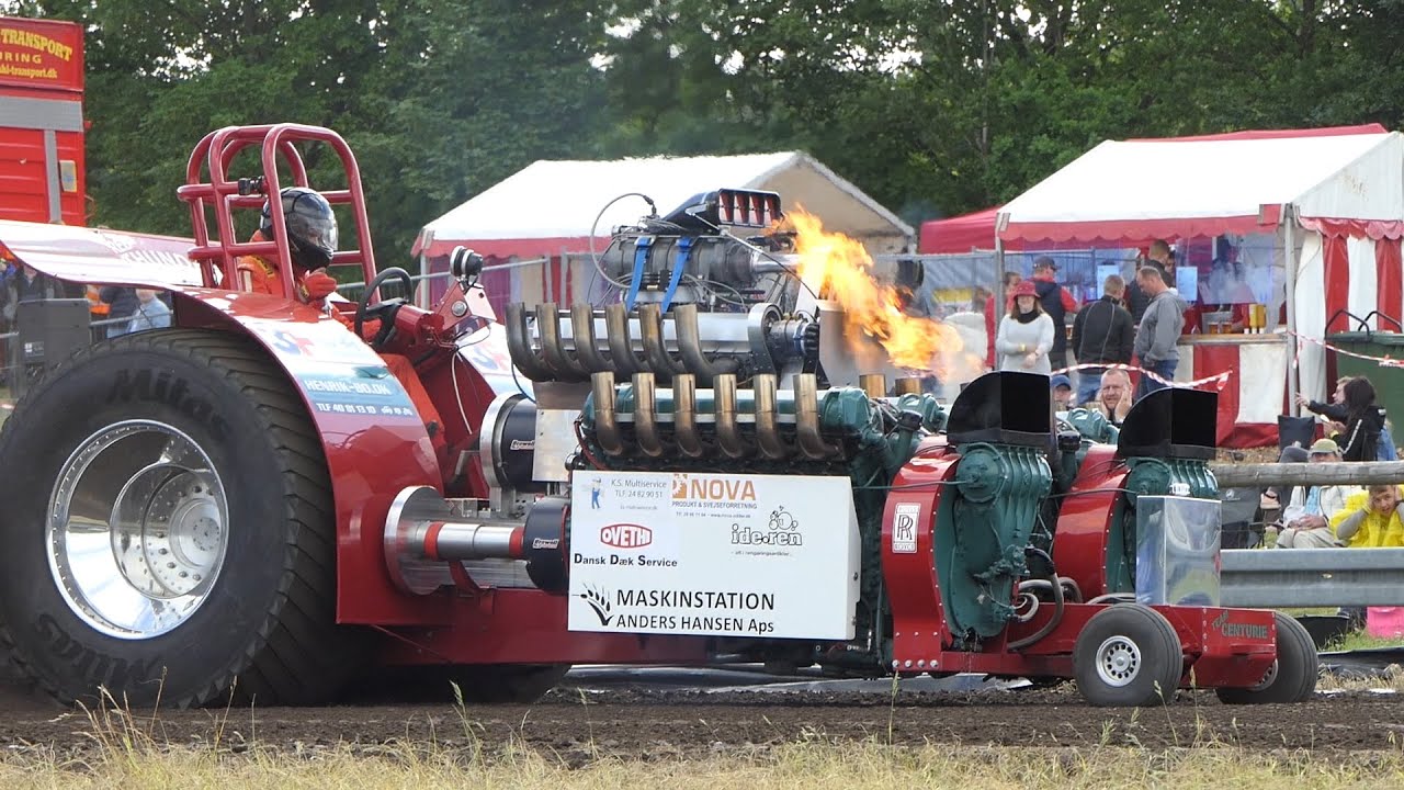 4000kg Heavy Modified at 1. DM 2021 on Brande Pulling Arena | Tractor Pulling Season Denmark
