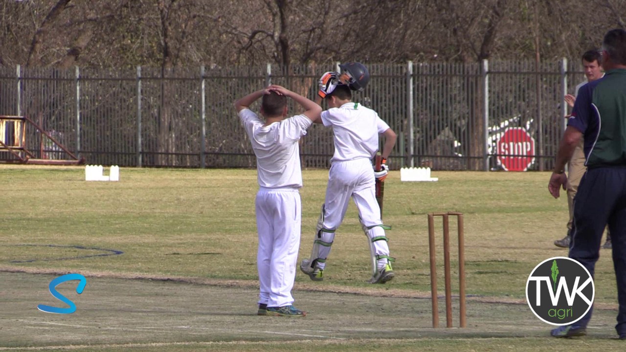 Junior School Cricket - u/13 Piet Retief vs Hoeveld 03-08-17