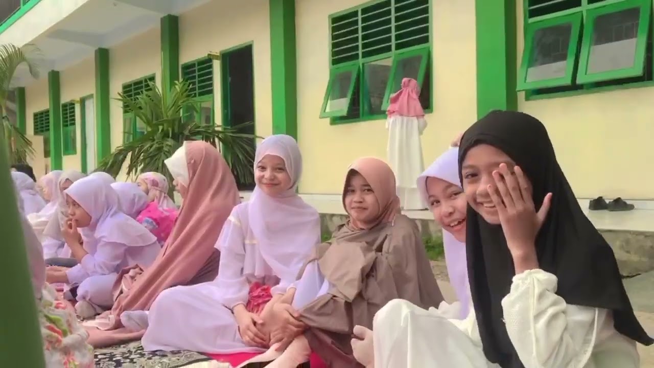 Halal bi Halal Keluarga Besar MI Alkhairaat Kota Gorontalo