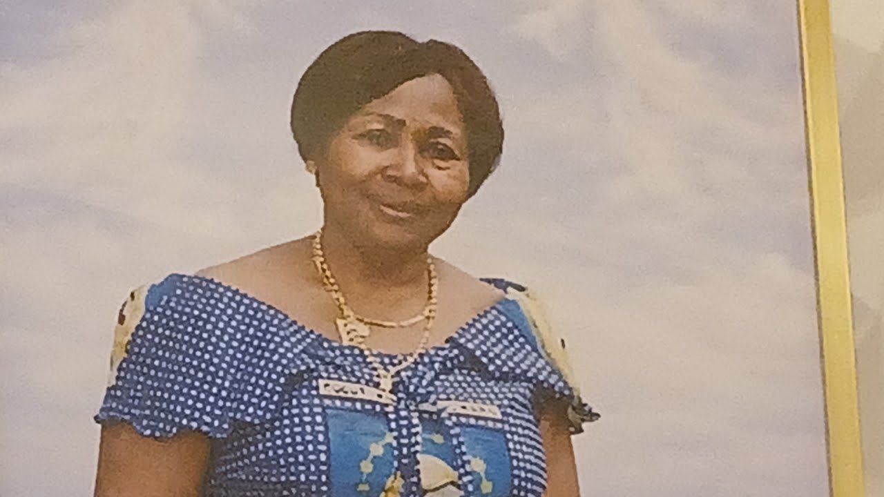 MATANGA DE MAMAN NELLY NSIMBA MABIALA NA PARIS