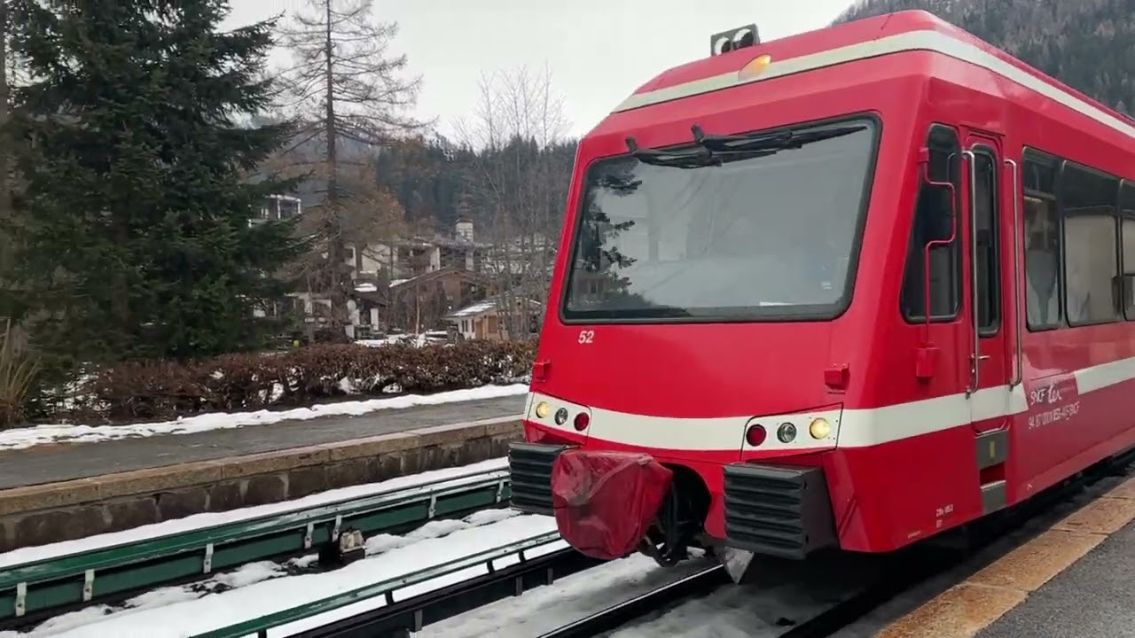 Chamonix to Argentiere Train Ride - Dec 2022