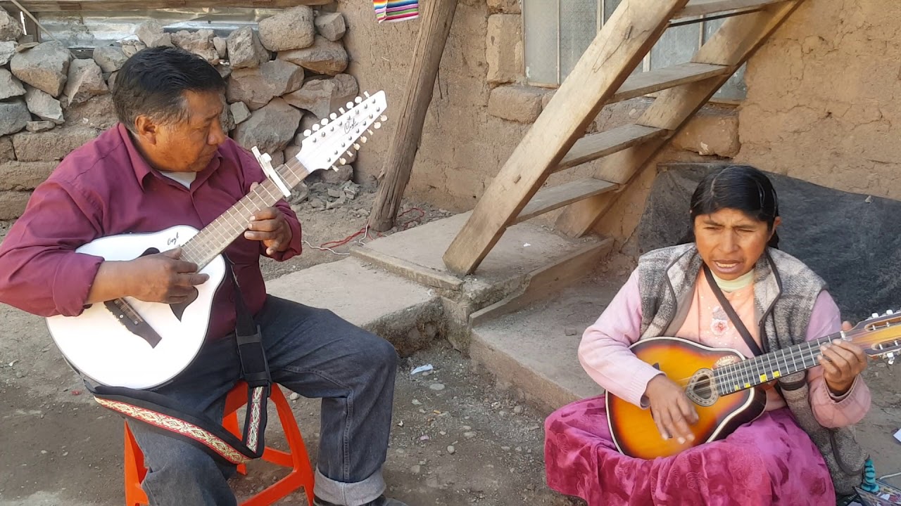 Bandurrias de Sicuani   canchis, hermoso como suena con  ( gregoria mamani y bandurrias del sur )