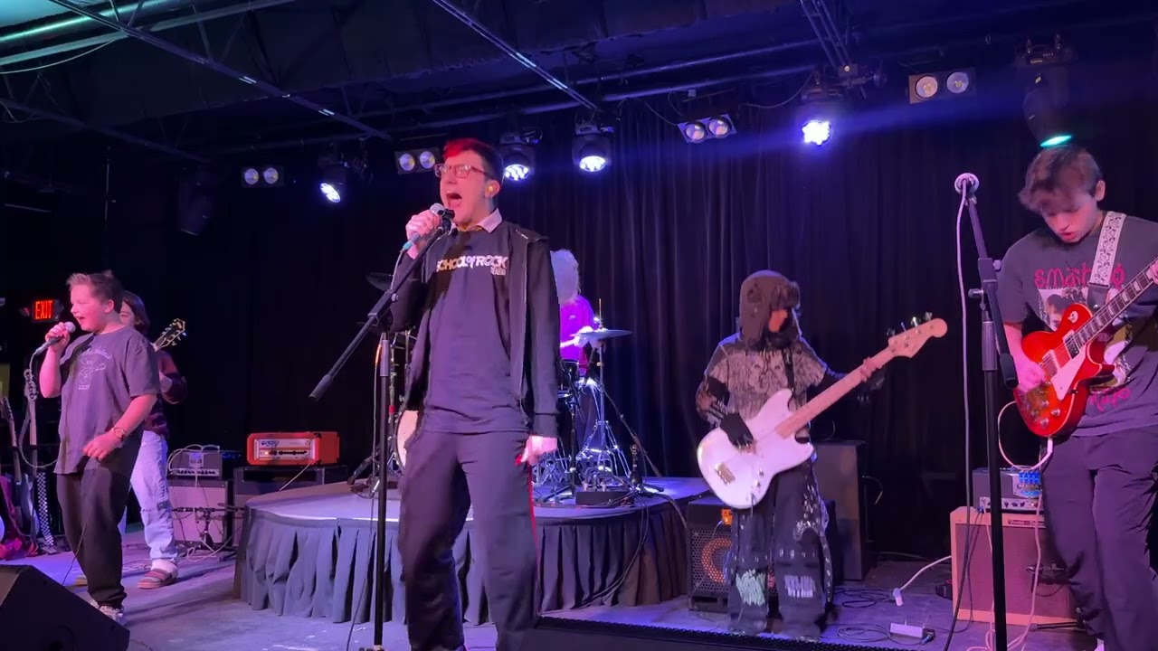 Hunter Conrad Live - Foo Fighters Cover - Breakout