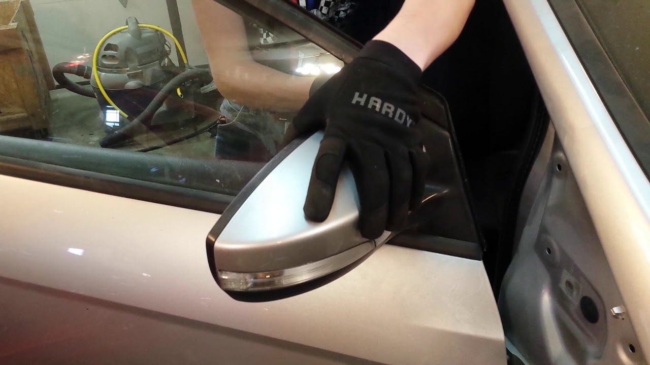 How to Remove Mirror on 2016 Ford Focus