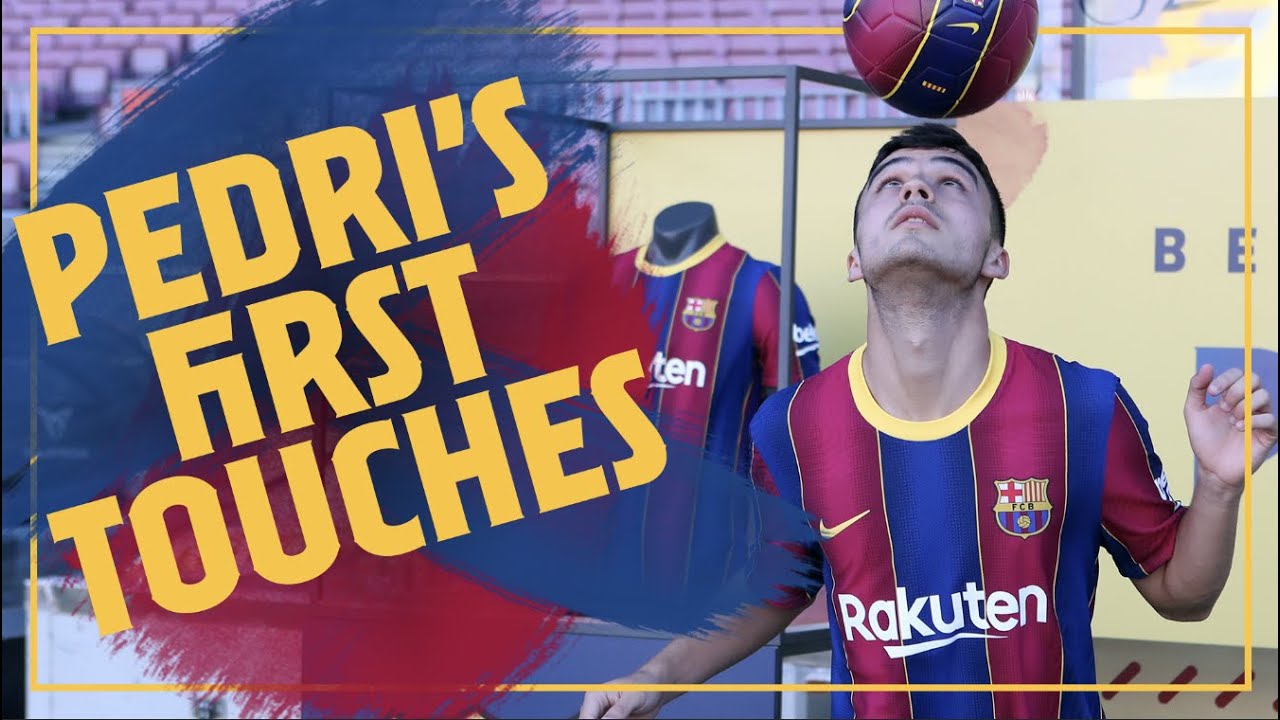 ⚽ PEDRI touches the ball for the first time at Camp Nou!