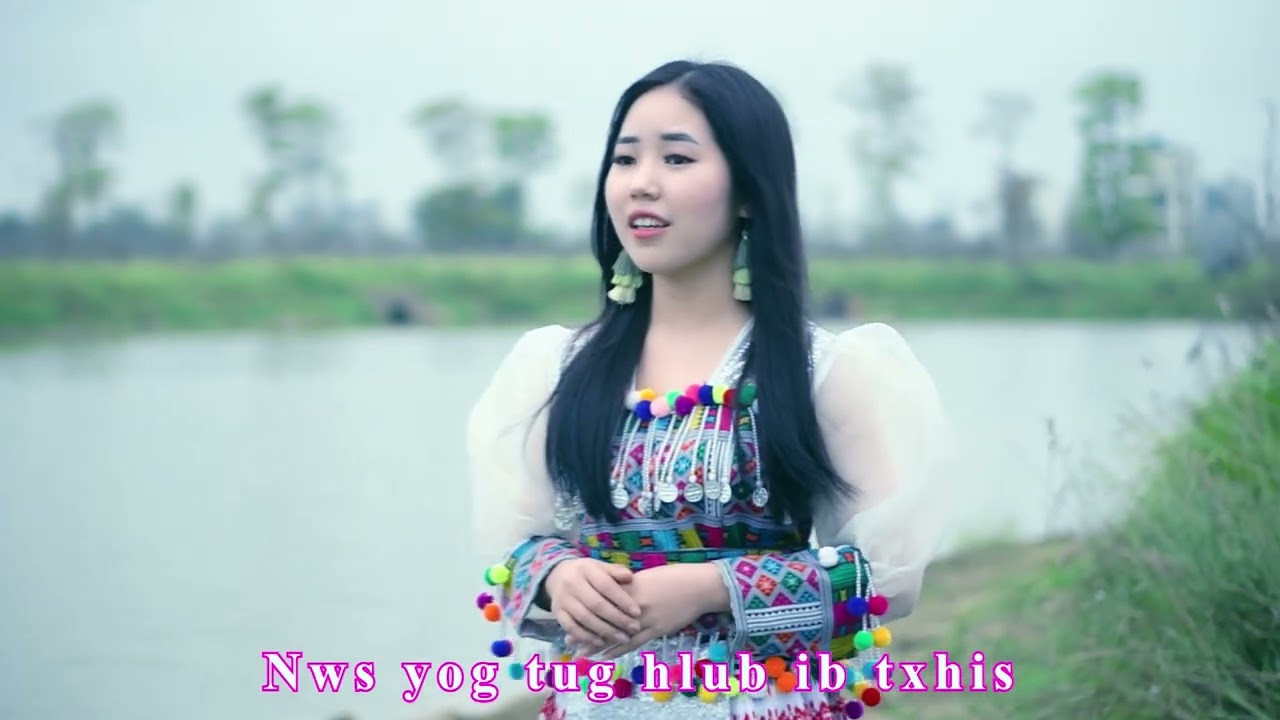 Hmoob Nis Hmoob / Cover  by  Khiav  Vwj & Mai Vwj Nkauj Qhuas Vajtswv