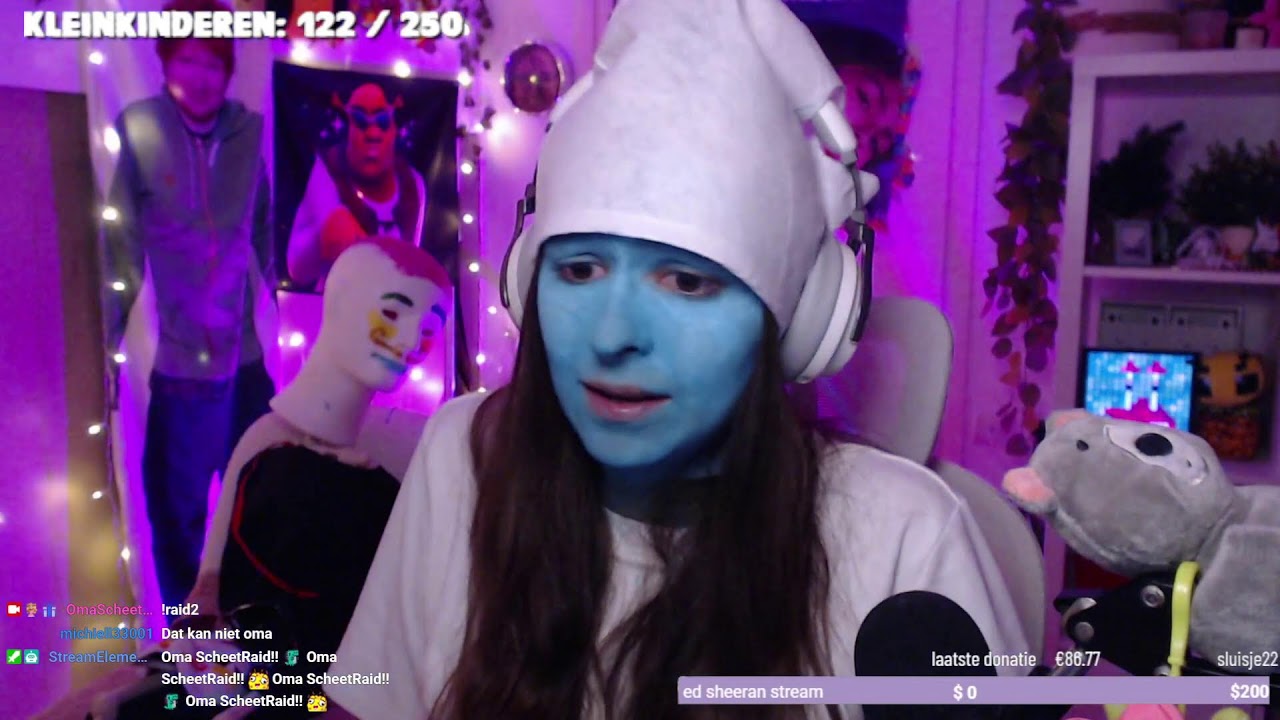 smurf | Oma reageert alleen op twitchchat!