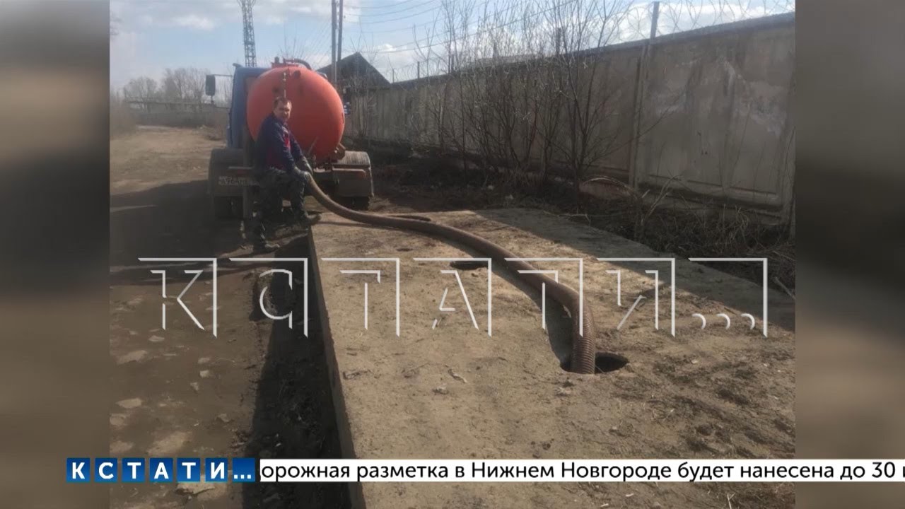 «Черные» ассенизаторы в Кулебаках откачивают фекалии в одних дома, и выливают их на огороды других