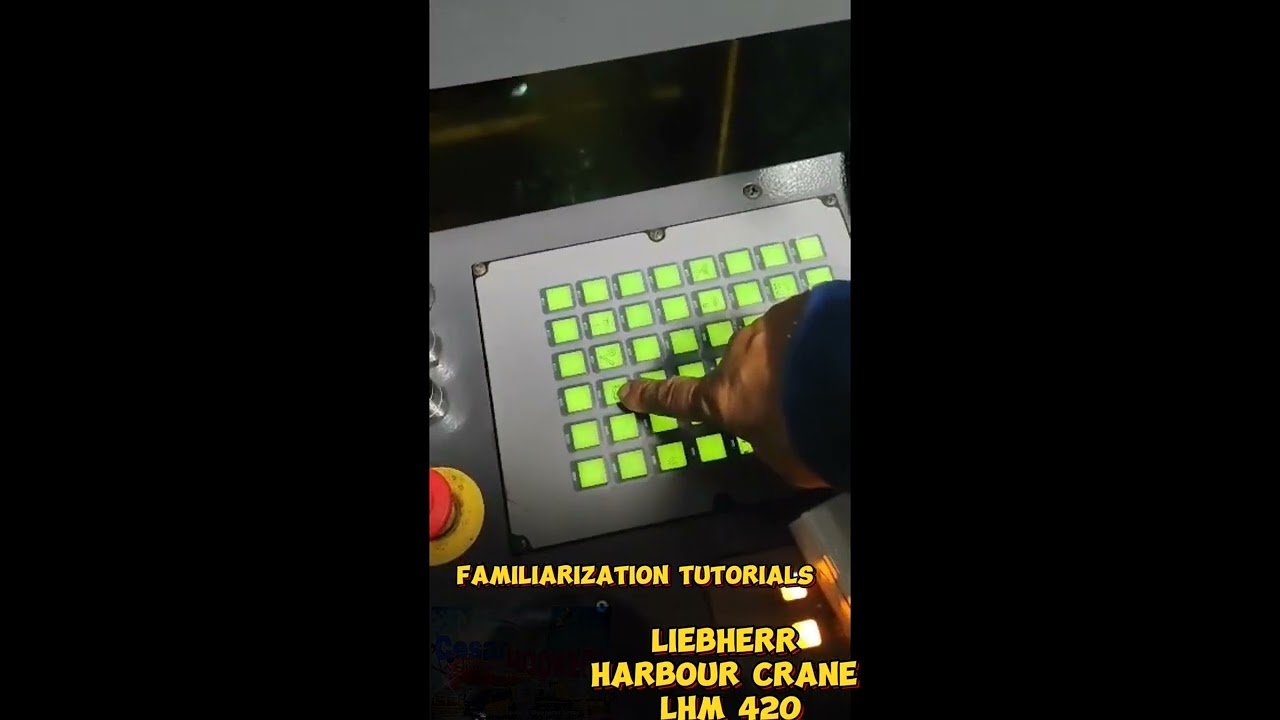 Liebherr Harbour Crane LHM 420
