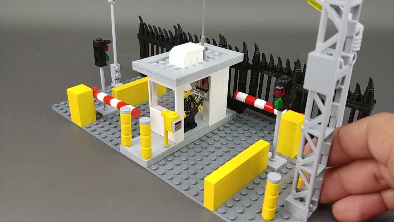 Lego security checkpoint moc.
