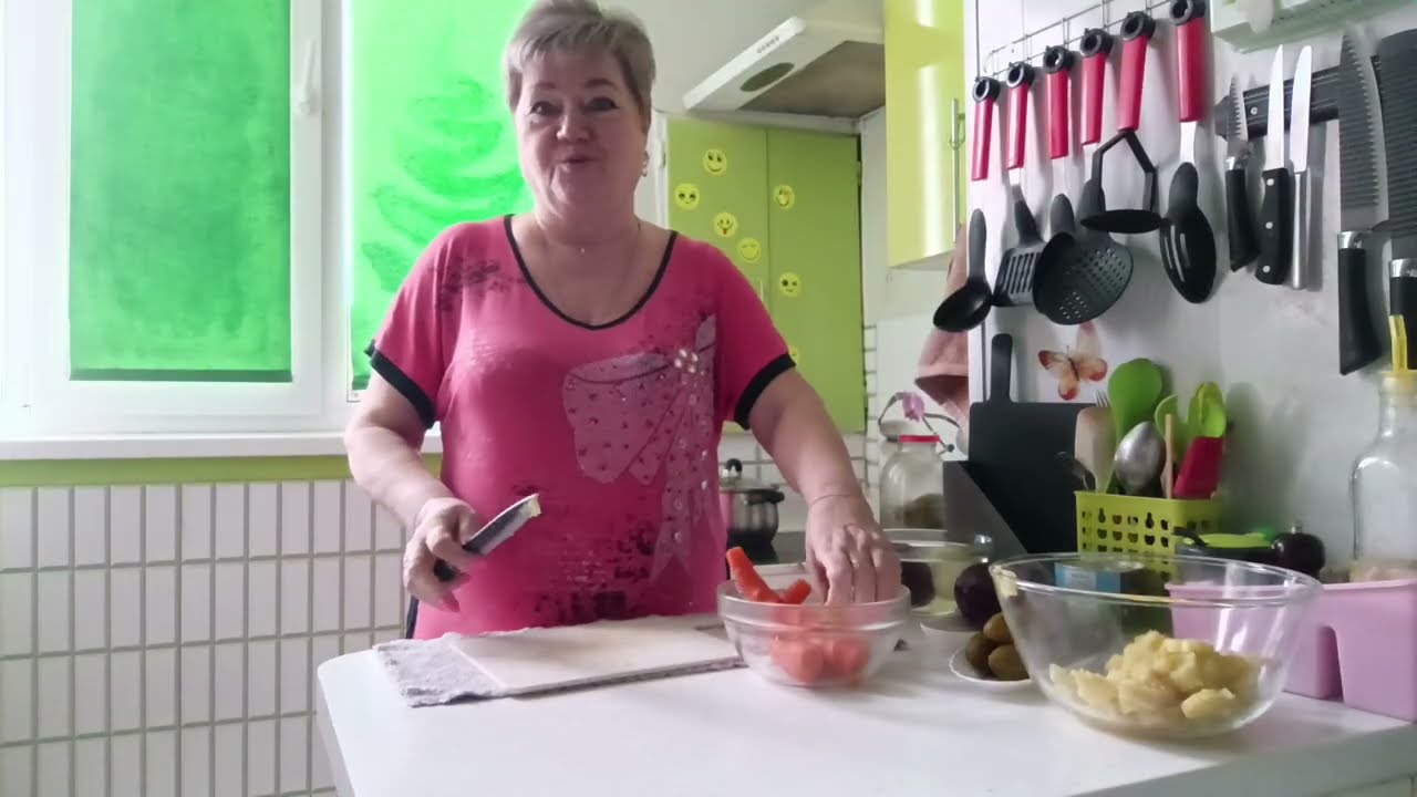 Света нет,готовлю винегрет, почему нет. 