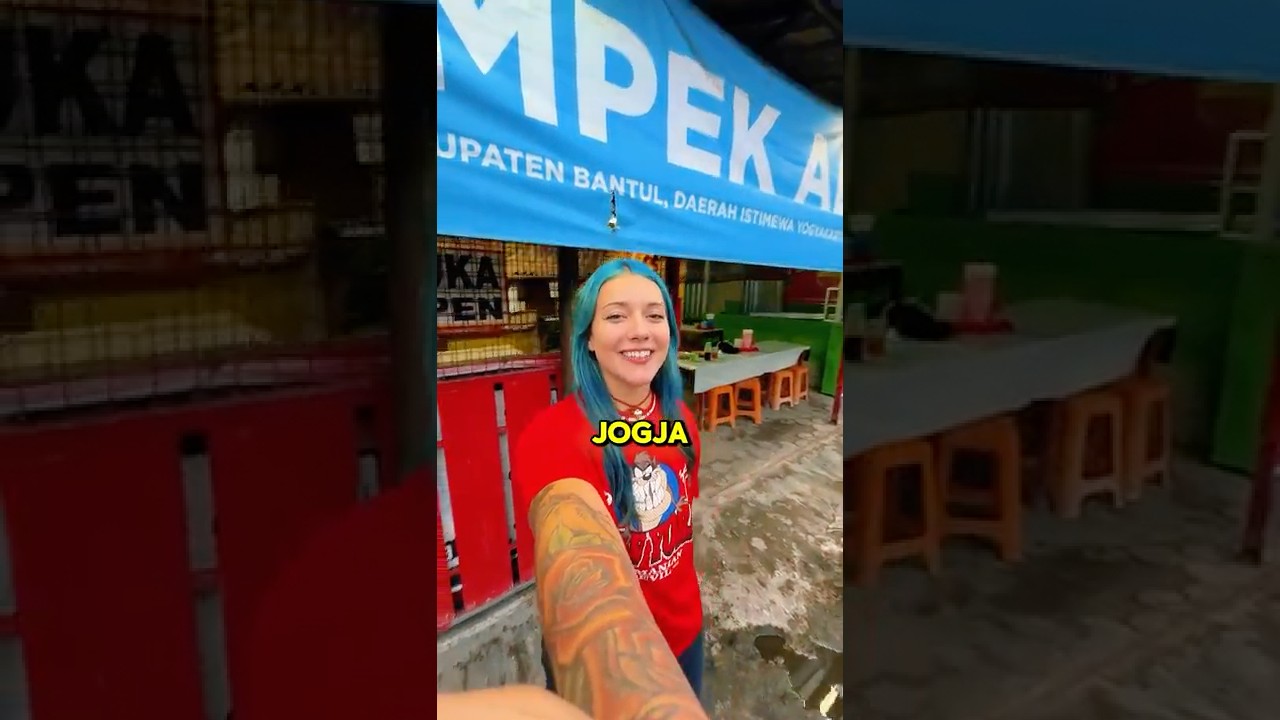 Zjedzmy pempek i smażoną siomay! #foodindonesia #pempek #siomay #yogyakarta #jedzenie