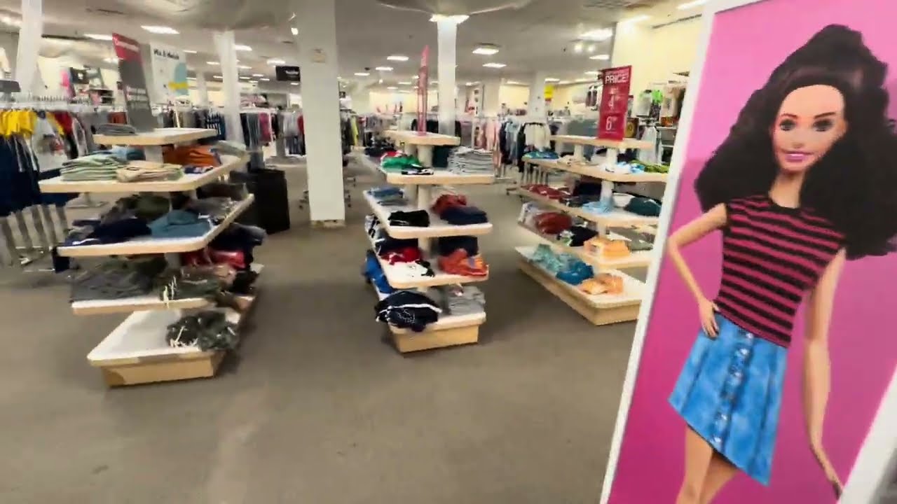 A thriving Friday at Orland Square Mall in Orland Park Illinois