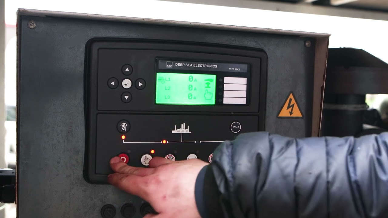 Basic operation of a Deep Sea 7120MKII control module