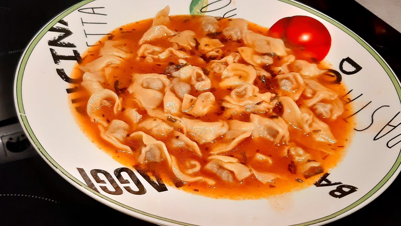 Etmantısı tarifi bayburt mantısı yöresel baharatı ve kapatma şekliyle enfes bir lezzet 😋😋😋👌👌👌