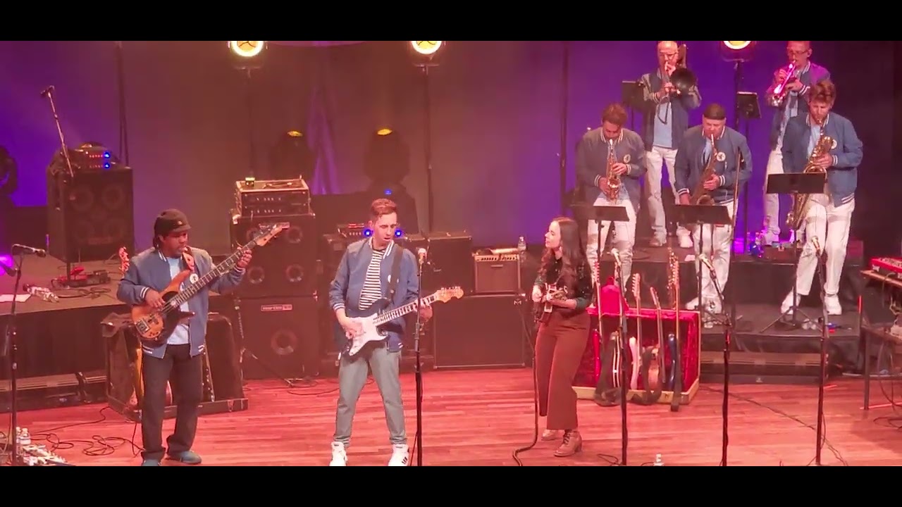 Cory Wong (At The Ryman) - Stomping Grounds (B. Fleck, V. Wooten), Ft. Victor Wooten and Sierra Hull