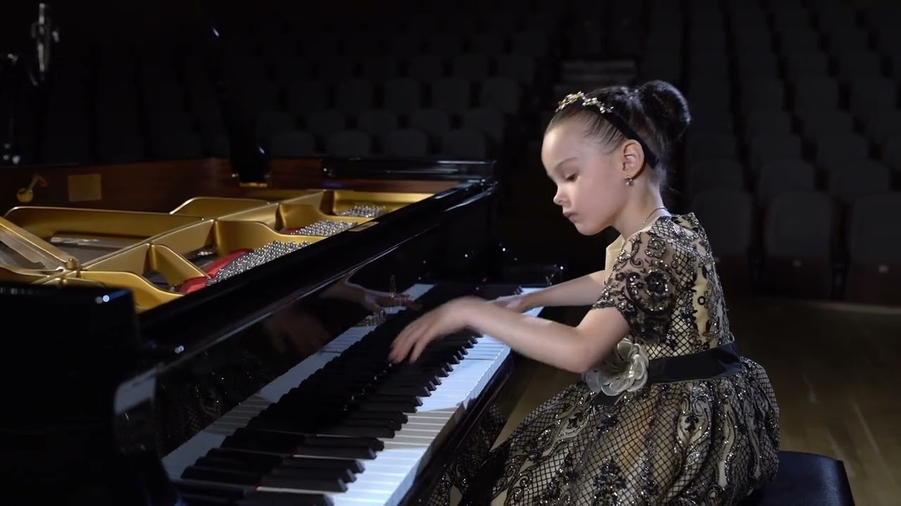 Агафья Корзун, 6 лет, Вальс, С.С. Прокофьев