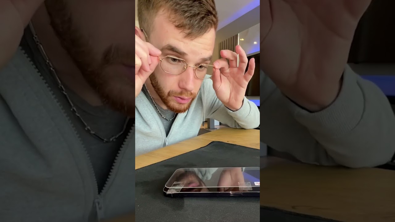 HOW TO EASILY INSTALL SMARTPHONE SCREEN PROTECTOR!