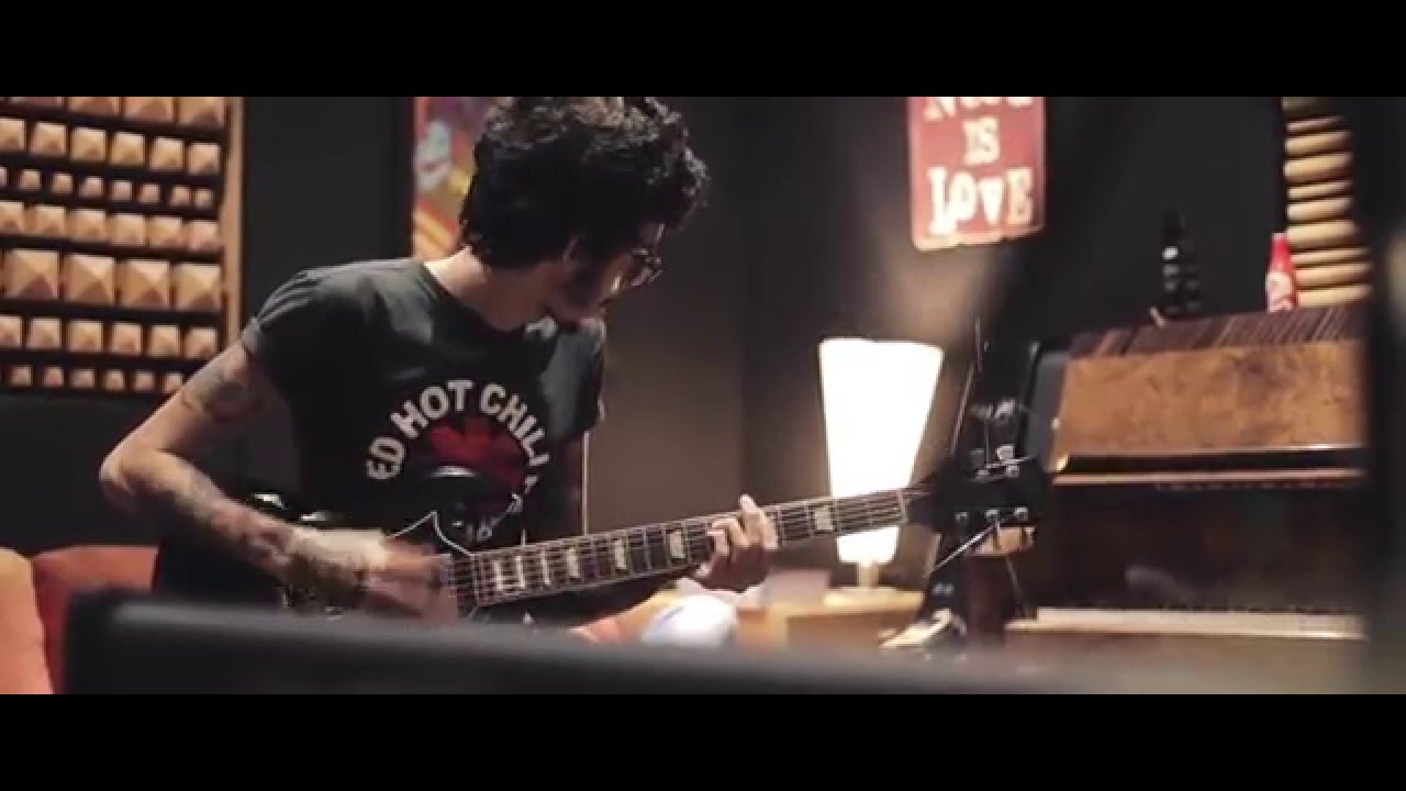 Surrendo - Supercombo & Far From Alaska (Official Recording Session)