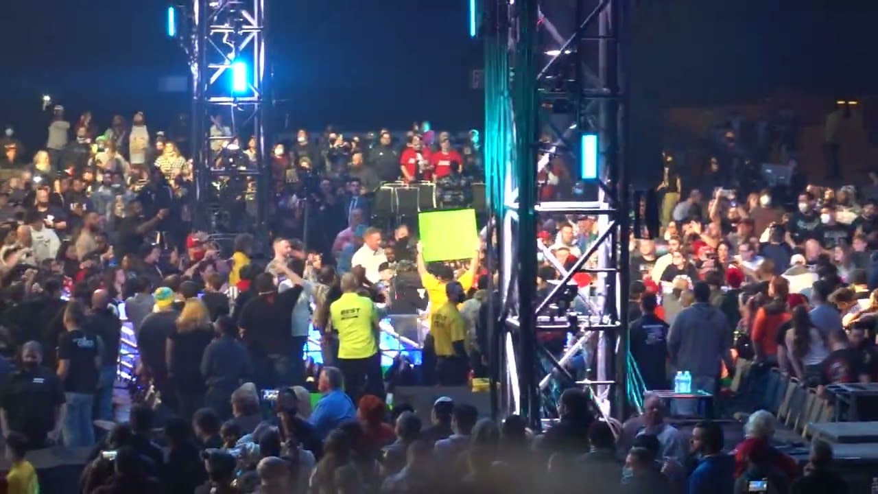 Melina's Entrance LIVE @ Royal Rumble 2022 St. Louis