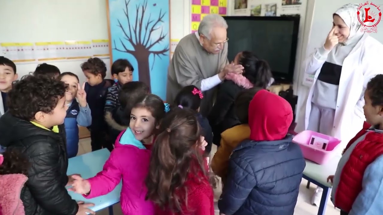 لحظة مميزة تحمل معاني المودة و الإخلاص. و فرحة عارمة بعودة السيد العرائشي مصطفى من الديار المقدسة.