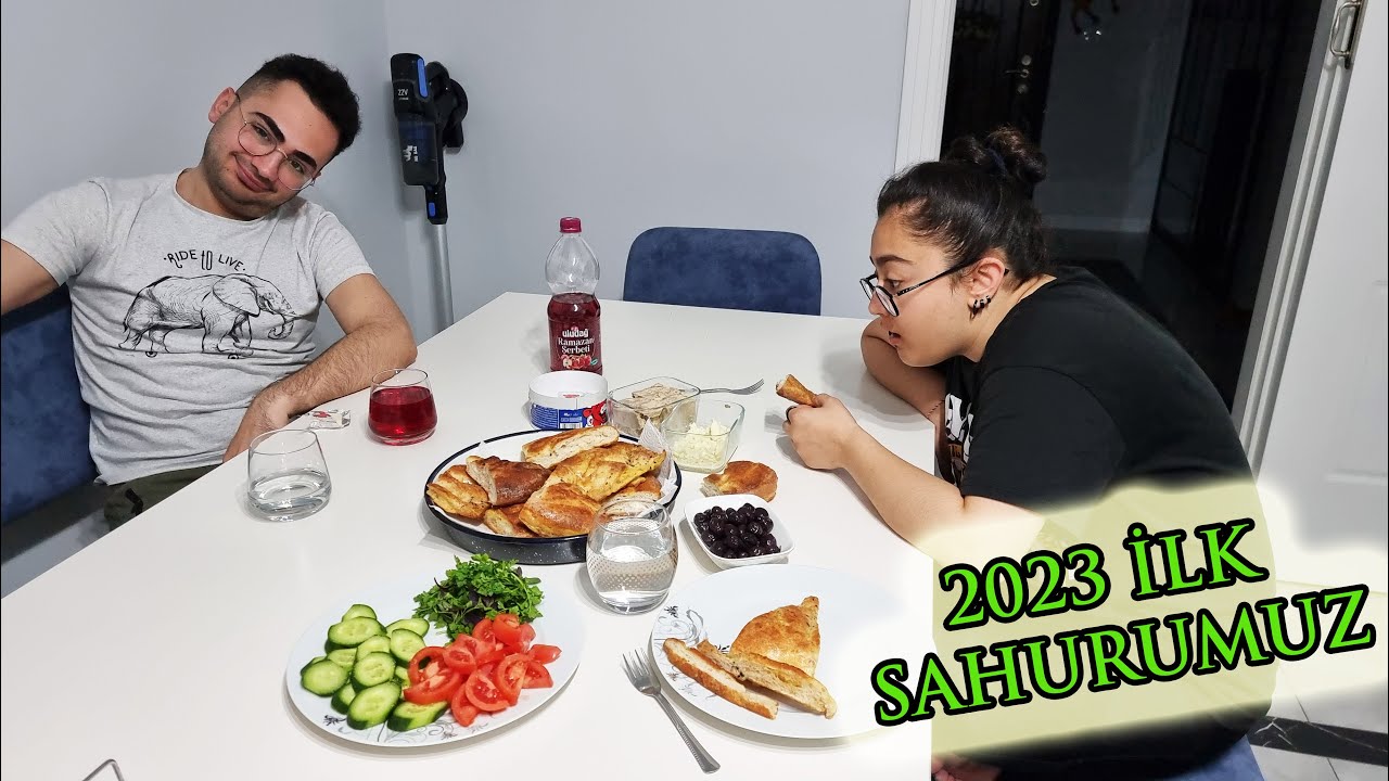 2023 İLK SAHUR VLOG / SAHURDA BİLE ABİ KARDEŞ ATIŞMADAN DURAMAYANLAR