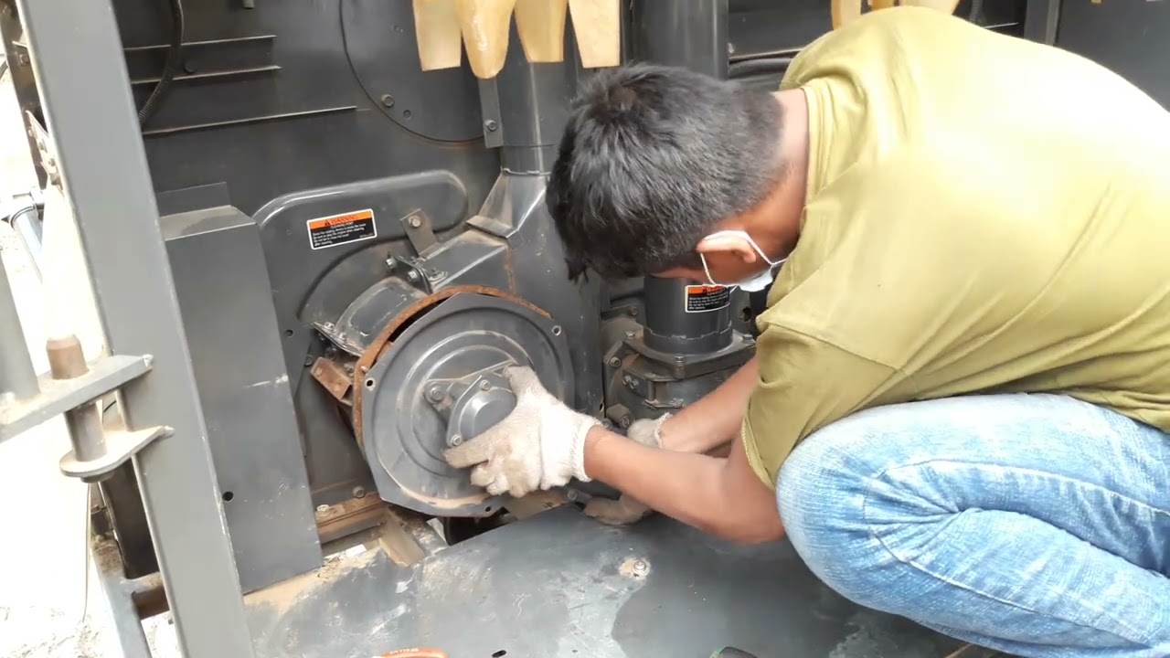 Second auger setting of Kubota Harvester.কুবোতা হারভেস্টার এর 2nd অগার সেটিং