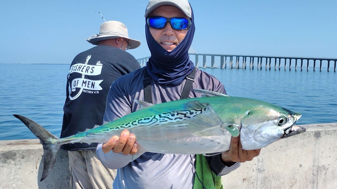 Fishing For the Fastest FISH Of The Skyway Fishing Pier