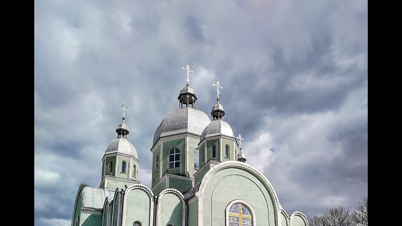 Будівництво храму в Івано-Франкове