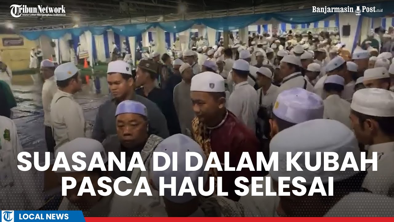 Suasana Jamaah Haul di Dalam Kubah Guru Zuhdi Pasca Selesai