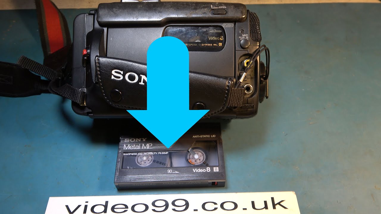 Извлечение кассеты из неработающей видеокамеры Sony CCD-TR55.