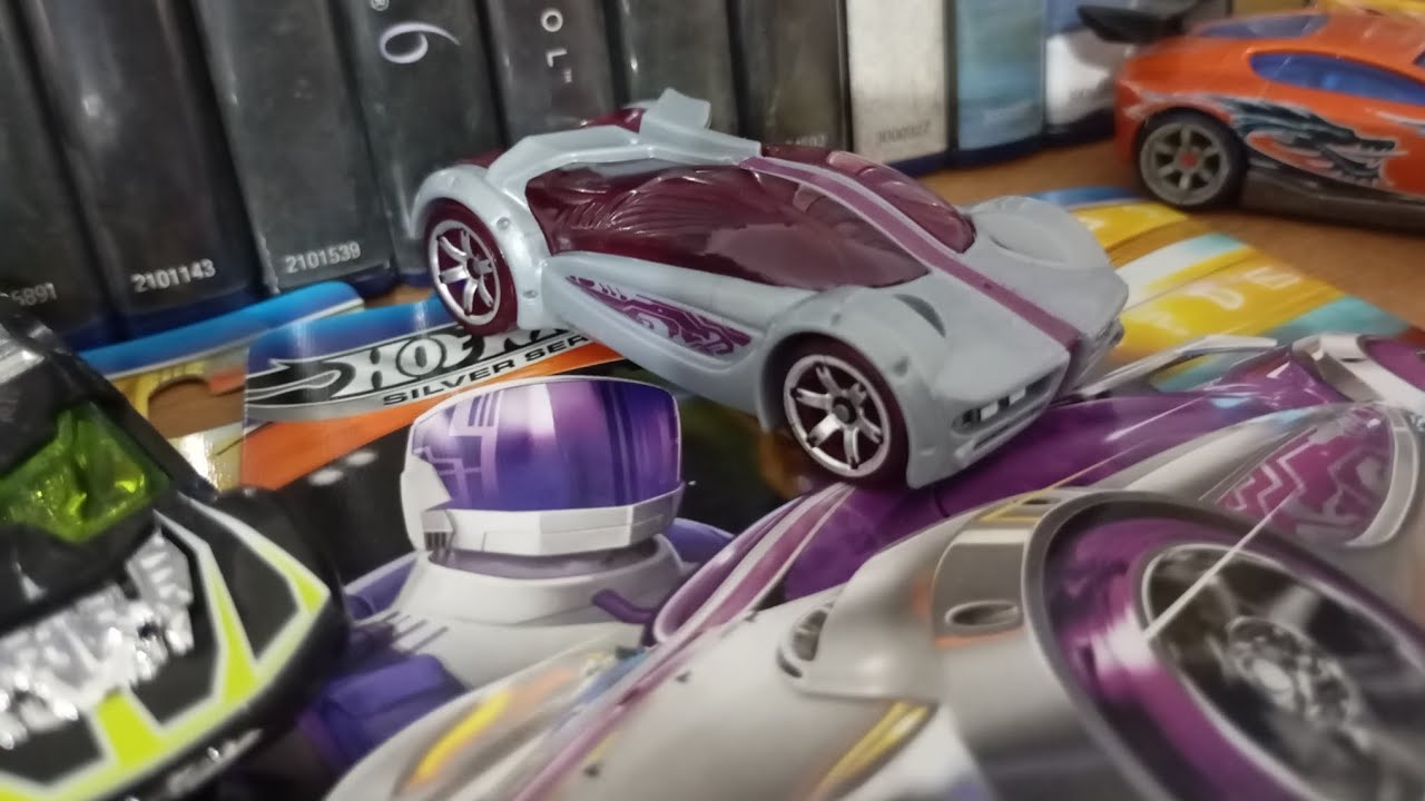 Unboxingn y alizando el Iridium de Hot wheels Acceleracer Silver series 2025.