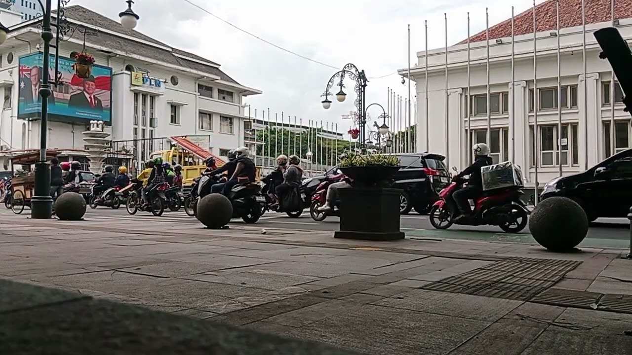 Suasana alun alun kota bandung