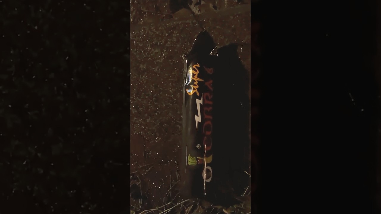 SUPER COBRA 6 in the city 🌆🔥#fireworks #firecrackers #explosion #cobra #crackers #fire #experiment