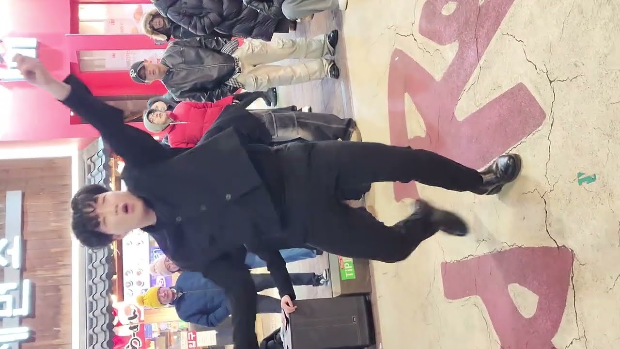 UL#유엘 HongDae#홍대 Busking#버스킹 20260125 190333 1