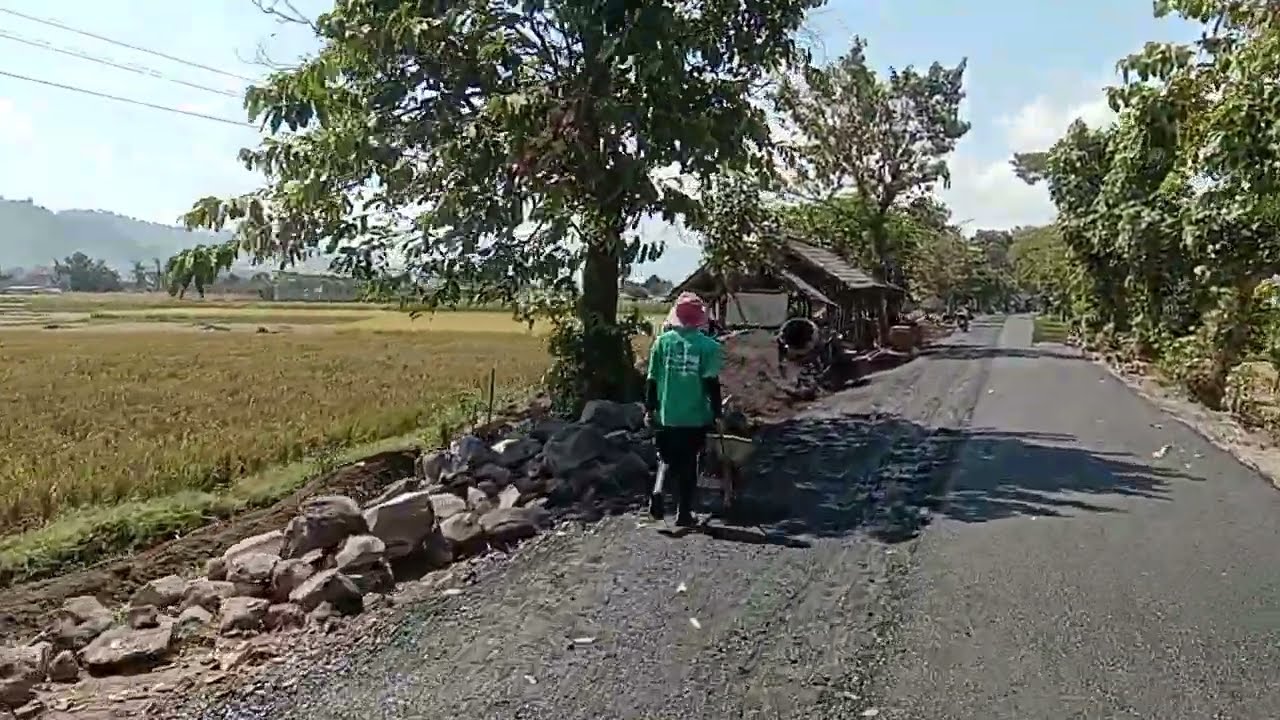 Review Jalan jalur  Kotta Blater ruas Pasar Patilugu , Ambulu Jember // 130422