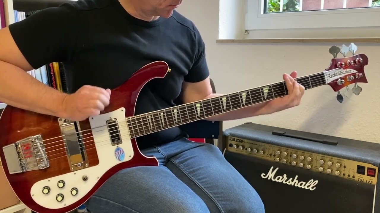 Chickenbacker Bass VI Test