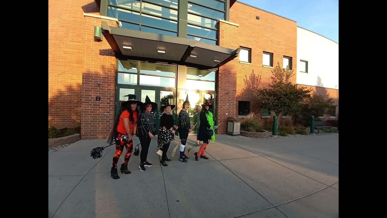 Hocus Pocus 2 The Witches Are Back USING BROOMS! 
