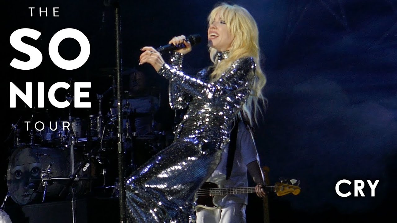 Carly Rae Jepsen - Cry - Live @ The Greek Theatre, LA - 10-18-22