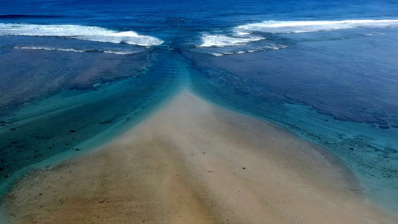 Île de la Réunion 2025 music ( Maiko continué  gardé ) 