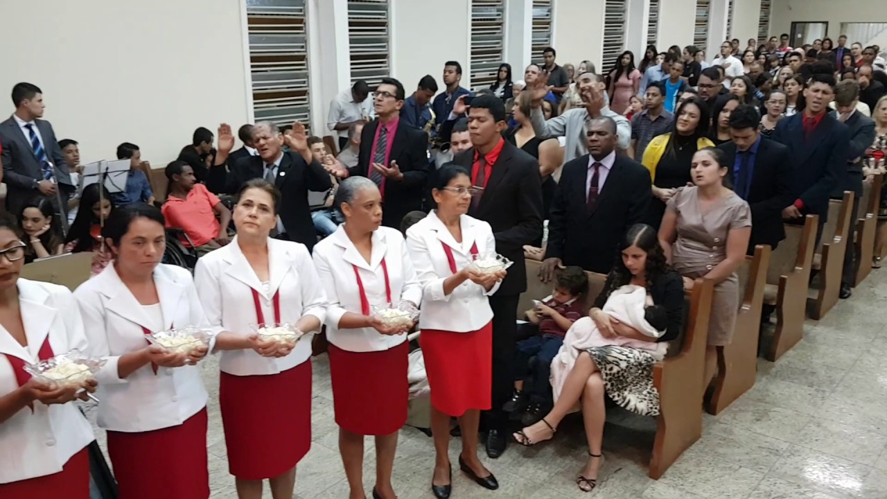 Santa Ceia no Ministério Internacional do Guara-DF.  Dia 03/06/2017