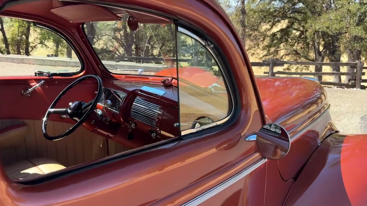 Этот Ford Street Rod 1940 года снесет вам крышу!