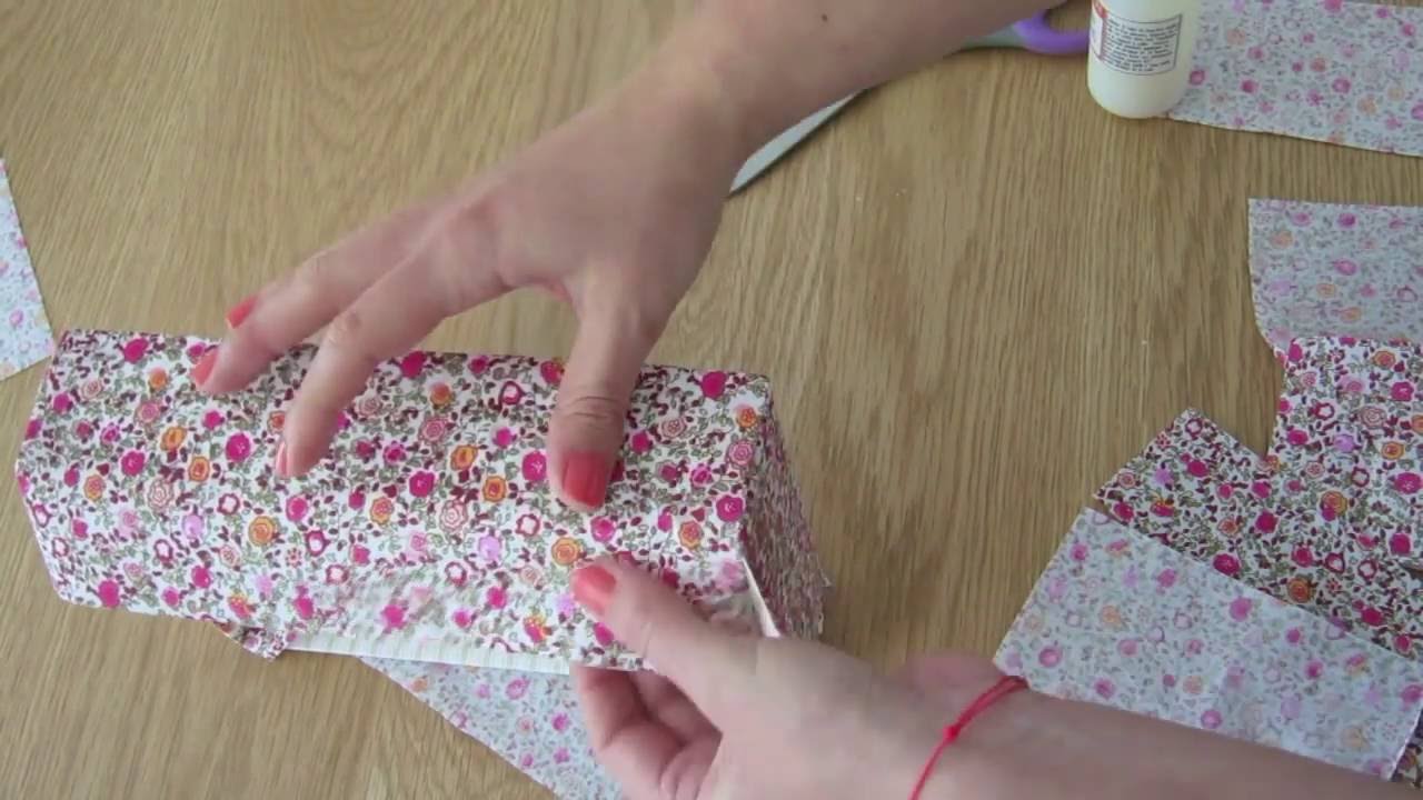 Recouvrir une boite de tissu