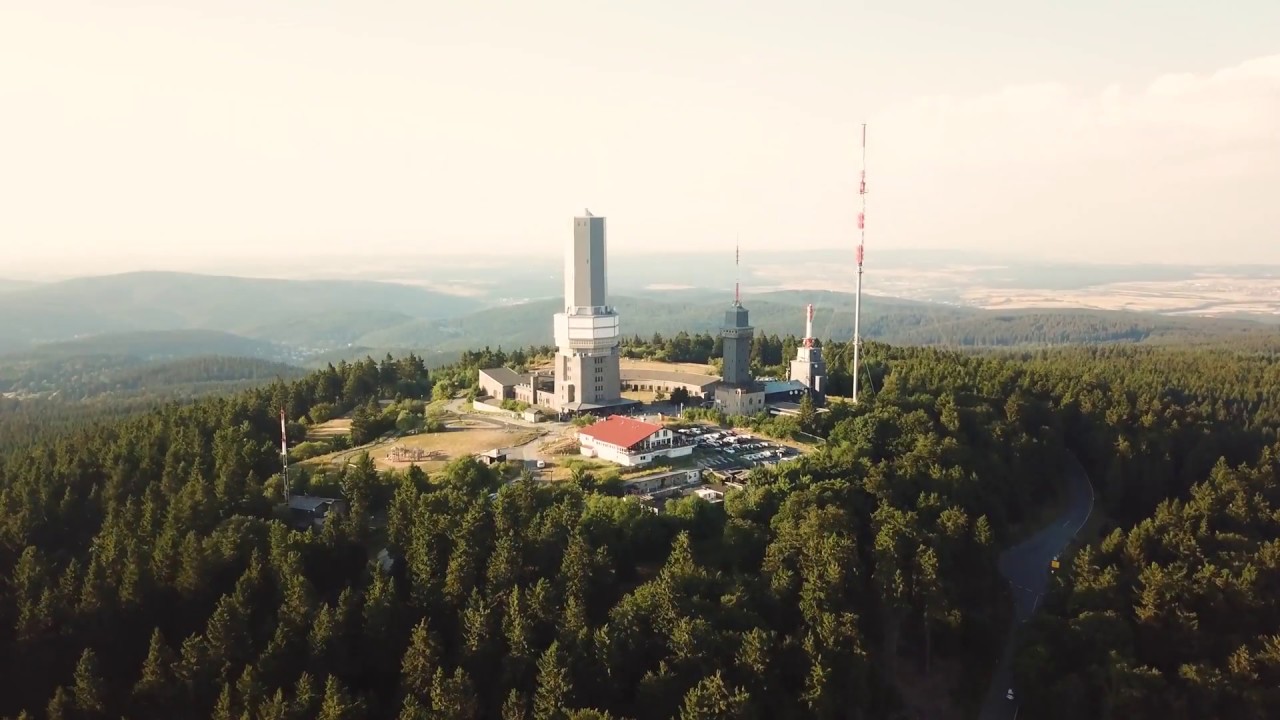 4k Drohne: Radtour auf Grosser Feldberg (Taunus) #StopFinningEU
