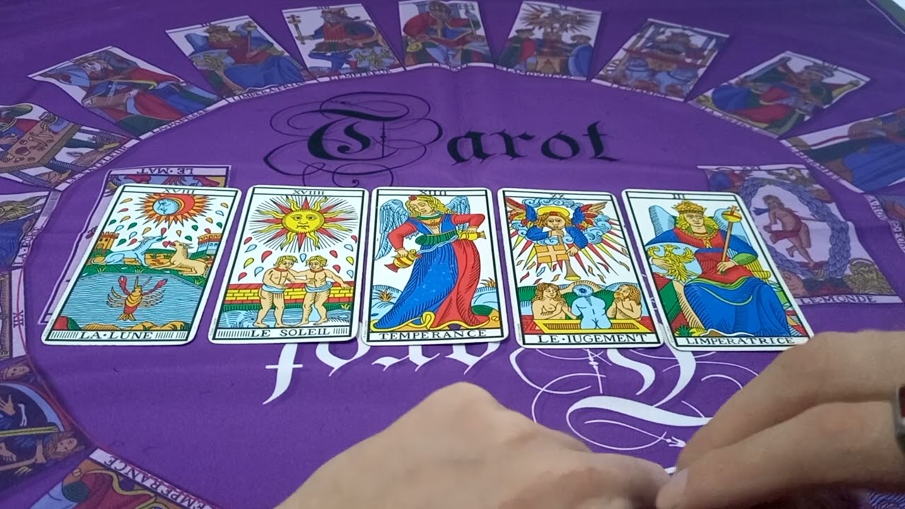 Tirada de 5 cartas para contestar cualquier pregunta.