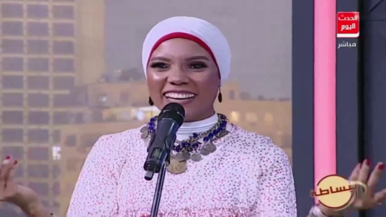 الفنانة رباب ناجي تتألق كالعادة وتفاجئ المذيعة بأغنية 