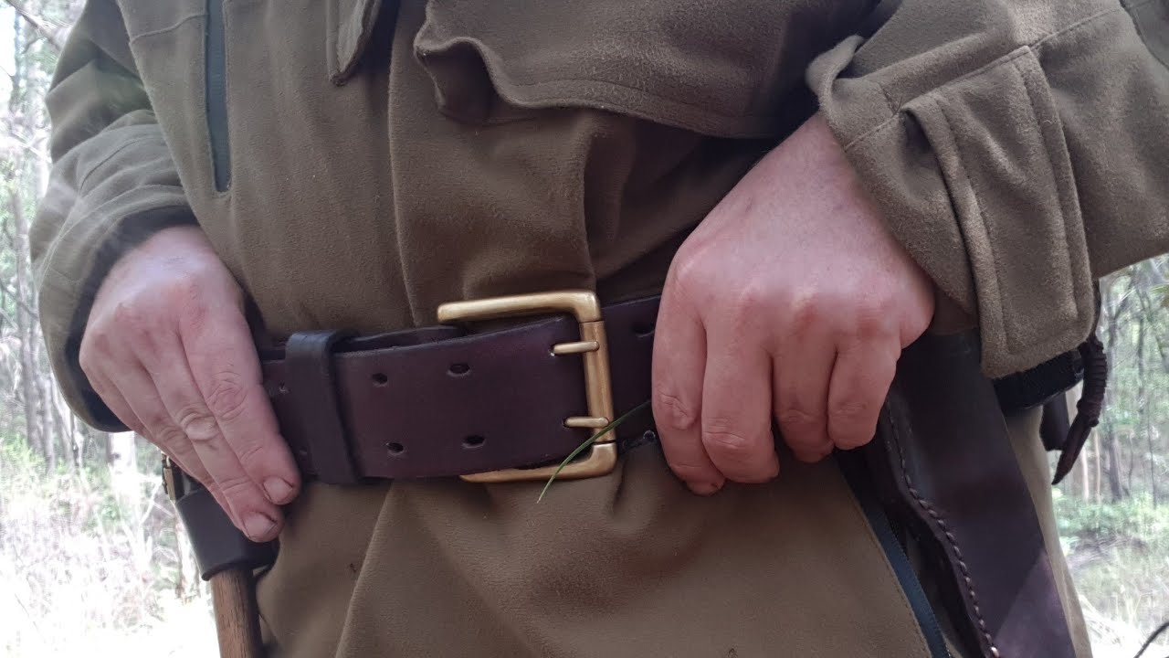 Full Leather Bushcraft Equipment Belt With Bedroll/Swag Set Up