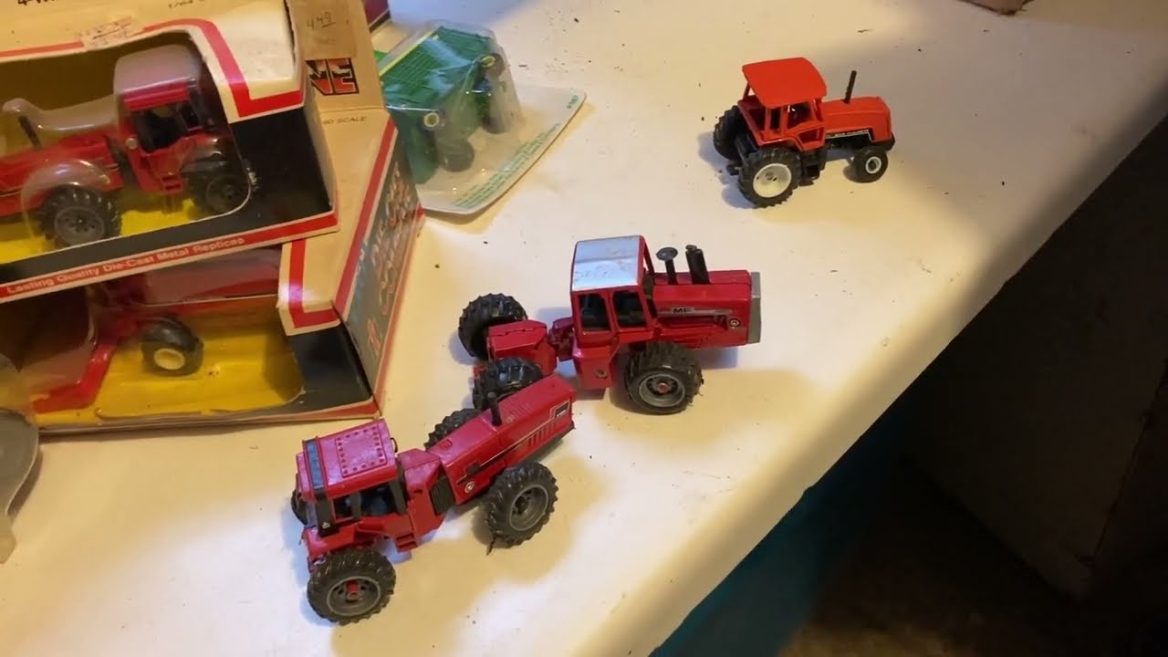 This is so awesome Part 4 of the Heddings Farm Toy collection
